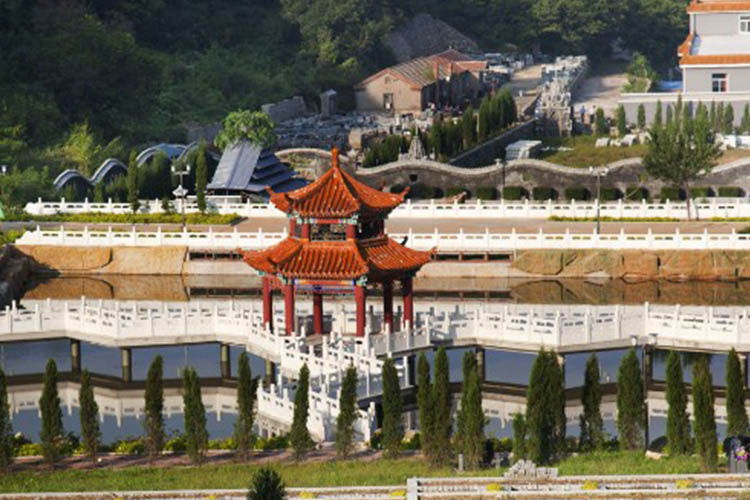 沈陽大河貝墓園來說說出殯時棺材為什么不能落地？