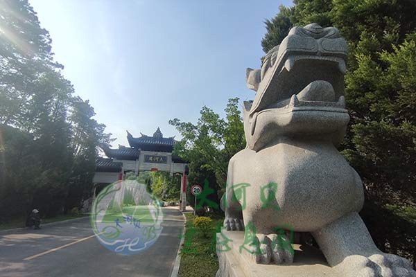 沈陽(yáng)陵園價(jià)格解析：位置、環(huán)境與價(jià)值